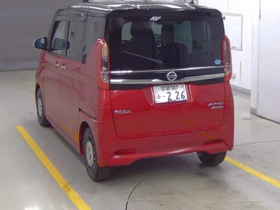 NISSAN ROOX