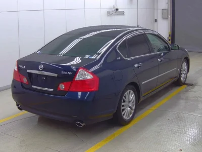NISSAN FUGA