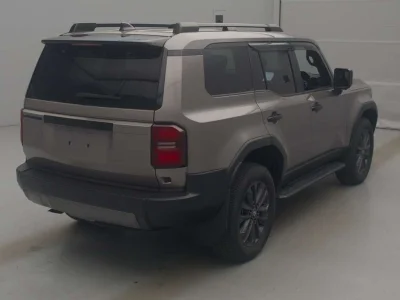 TOYOTA LAND CRUISER 250 1