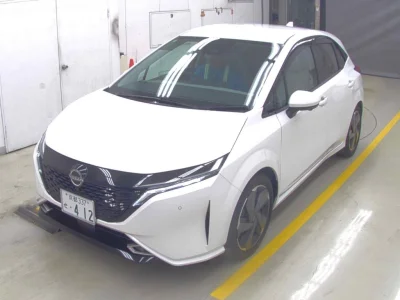 NISSAN AURA