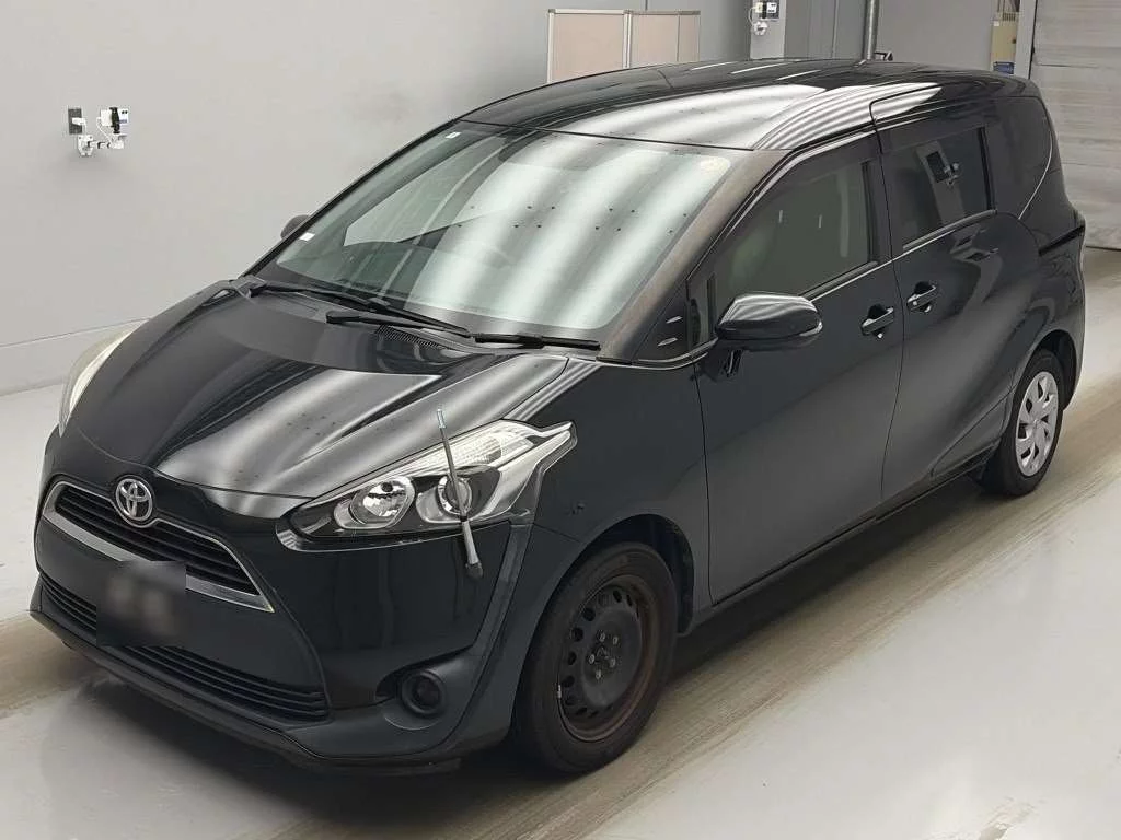 Toyota Sienta 2018