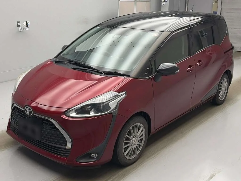 Toyota Sienta 2018