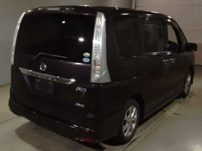 NISSAN SERENA