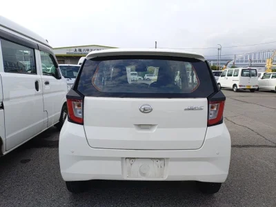 DAIHATSU MIRA E S