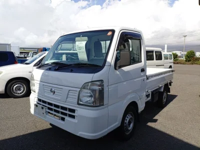 Nissan NT100 Clipper