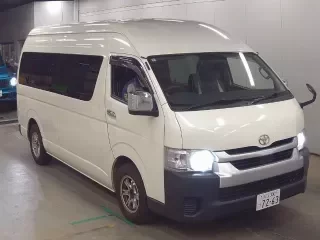 TOYOTA HIACE