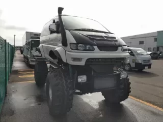 MITSUBISHI DELICA