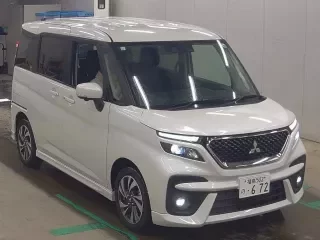 MITSUBISHI DELICA D2
