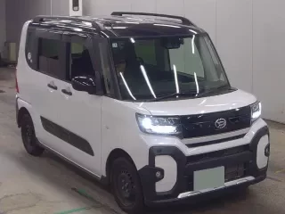 DAIHATSU TANTO FUN CROSS