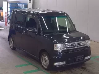 TOYOTA PIXIS SPACE