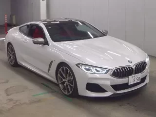 BMW 8 SERIES