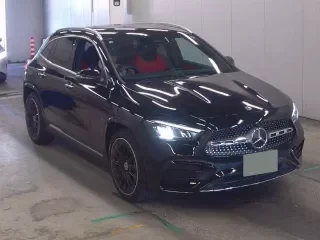 MERCEDES BENZ GLA