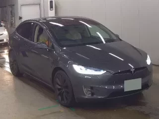 TESLA MODEL X 1