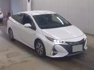 TOYOTA PRIUS PHV