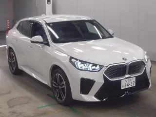 BMW IX2