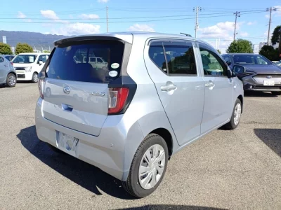 DAIHATSU MIRA E S