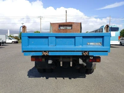 MITSUBISHI CANTER