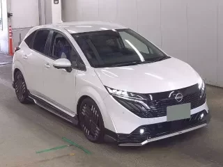NISSAN AURA