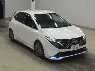 NISSAN AURA