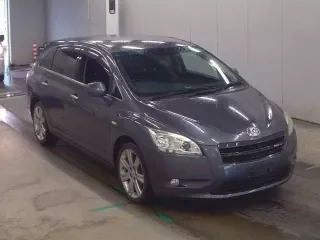 TOYOTA MARK X ZIO