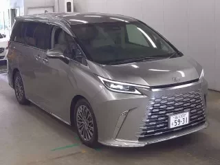 LEXUS LM