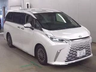 LEXUS LM