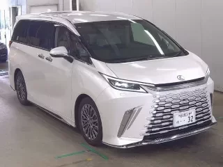 LEXUS LM