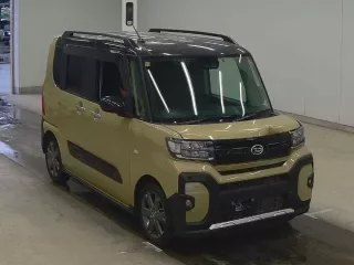 DAIHATSU TANTO FUN CROSS