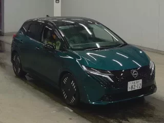 NISSAN AURA