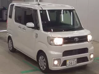 TOYOTA PIXIS MEGA
