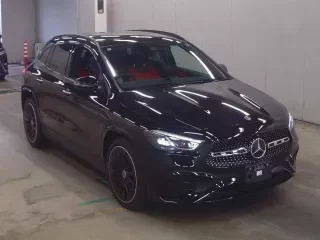 MERCEDES BENZ GLA