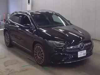 MERCEDES BENZ GLA