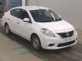 NISSAN TIIDA LATIO