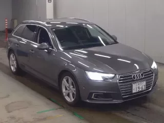 AUDI A4 AVANTE