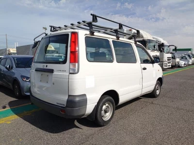 TOYOTA LITE ACE VAN