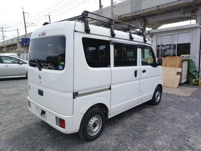 NISSAN CLIPPER VAN