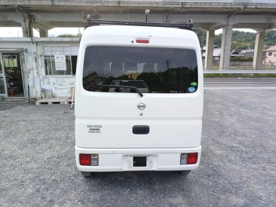 NISSAN CLIPPER VAN