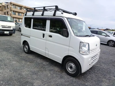 NISSAN CLIPPER VAN