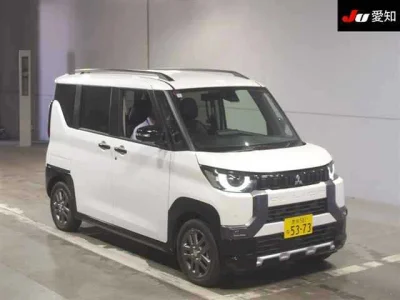 Mitsubishi Delica Mini