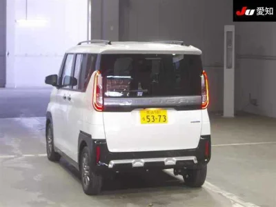 Mitsubishi Delica Mini