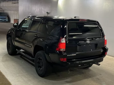 TOYOTA HILUX SURF