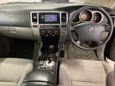 TOYOTA HILUX SURF
