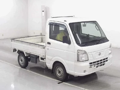 Nissan NT100 Clipper