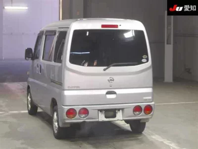 NISSAN CLIPPER VAN
