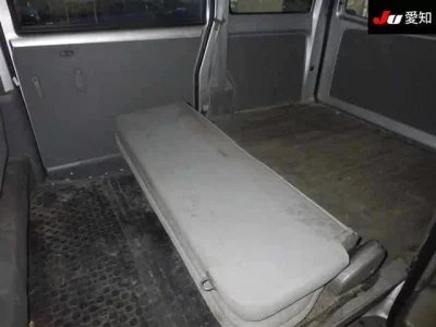 NISSAN CLIPPER VAN