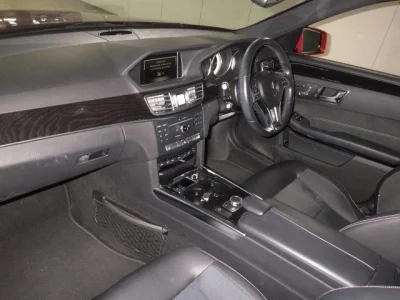 MERCEDES BENZ E CLASS