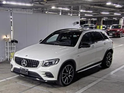 MERCEDES BENZ AMG GLC