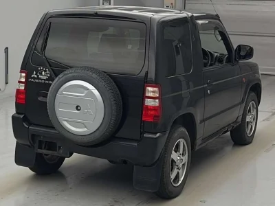 MITSUBISHI PAJERO MINI