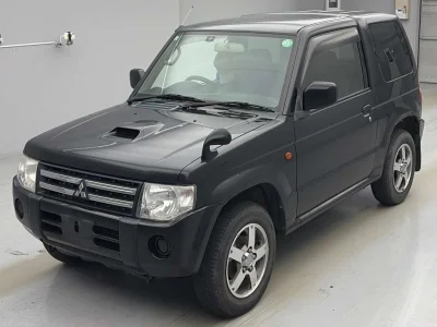 MITSUBISHI PAJERO MINI