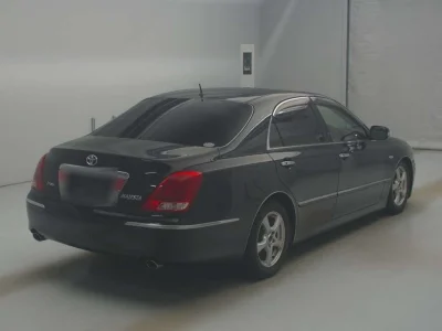 TOYOTA CROWN MAJESTA